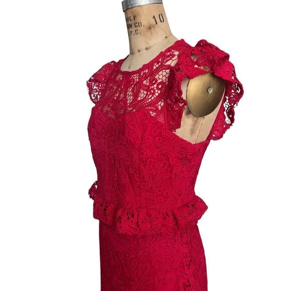 GRACIA Elegant Red Lace Dress with Flutter Sleeves Size M - Picture 3 of 6